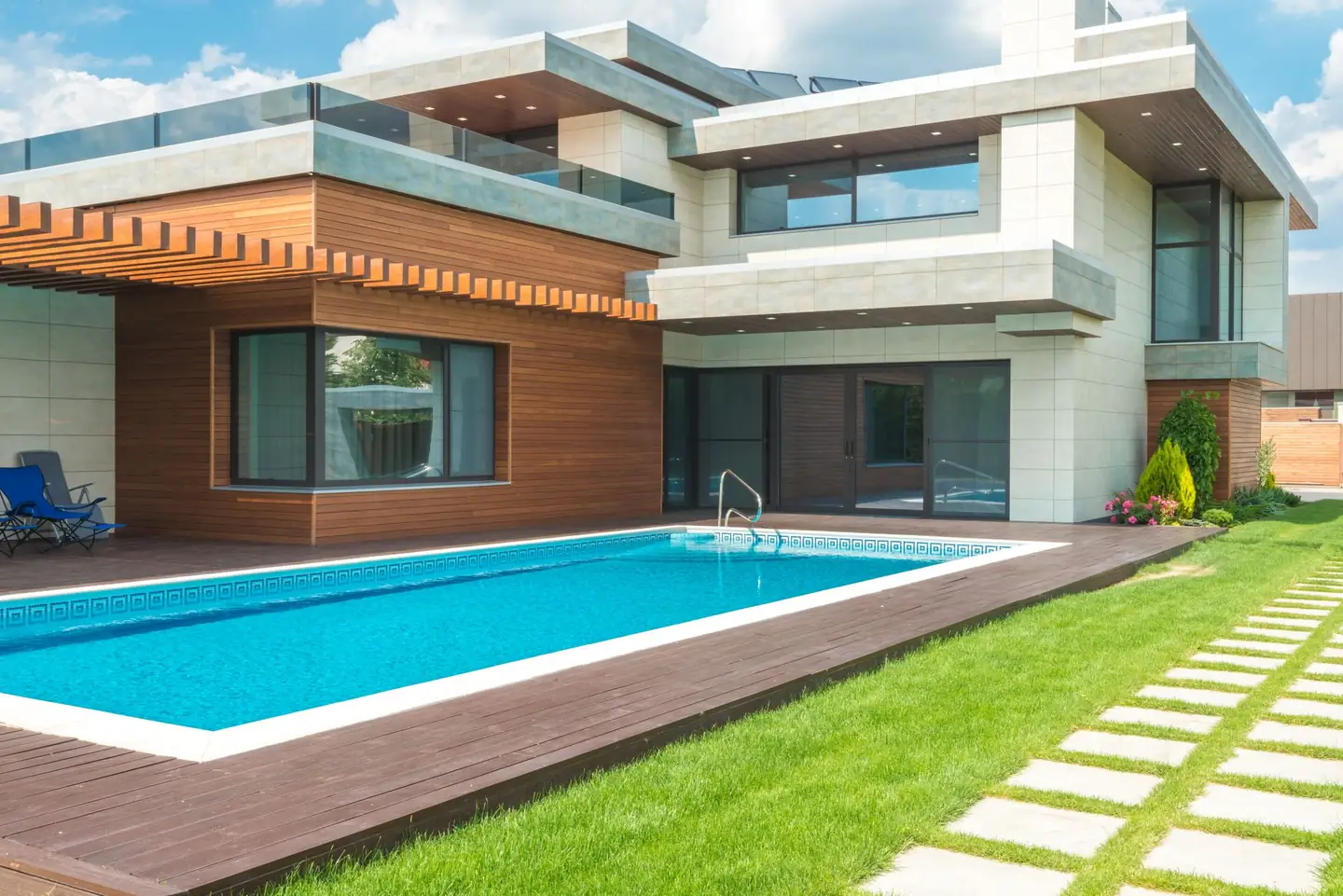Swimming pool builders serving Kempsey, NSW